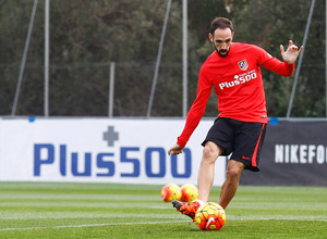 Temporada 2015-2016. Juanfran, en el entrenamiento previo al Atleti - Valencia